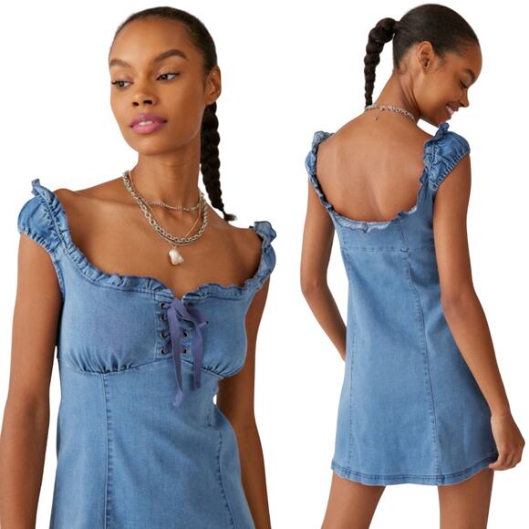 Urban Outfitters Nayda Denim Mini Dress Lace Up Sweetheart Neckline Blue Large - Picture 1 of 10
